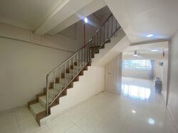 Yishun Street 21 (Yishun), HDB Executive #571849761